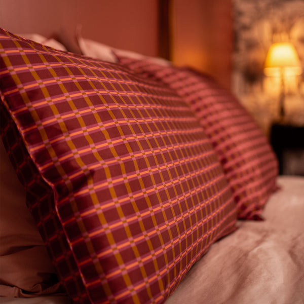 Des finitions haut de gamme, Zip invisible. UNE APPROCHE CRÉATIVE UNIQUE.